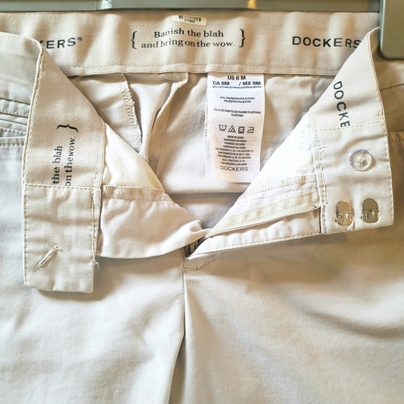 Dockers Size 6M Khaki Pants - Picture 5 of 6